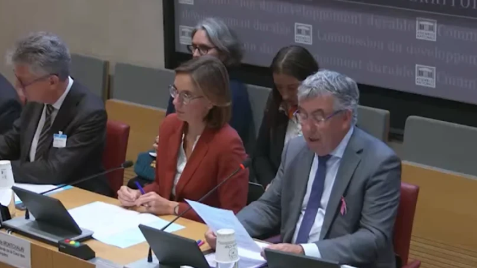 Amélie de Montchalin présente le rapport de la Cour des comptes sur la transition écologique